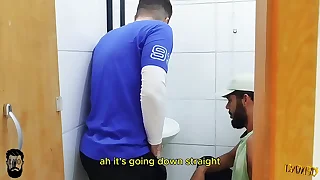 NOVINHO DEU DINHEIRO PRO ENCANADOR COMER ELE